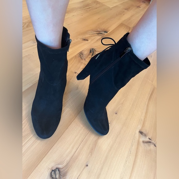 Sam Edelman - Suede 3in Bootie Black - Picture 9 of 11
